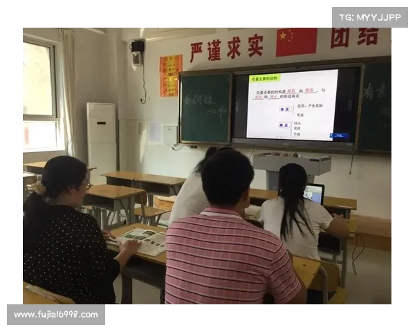 奥林匹亚科斯辉煌征程：从起步到巅峰的历史荣耀与荣耀交织